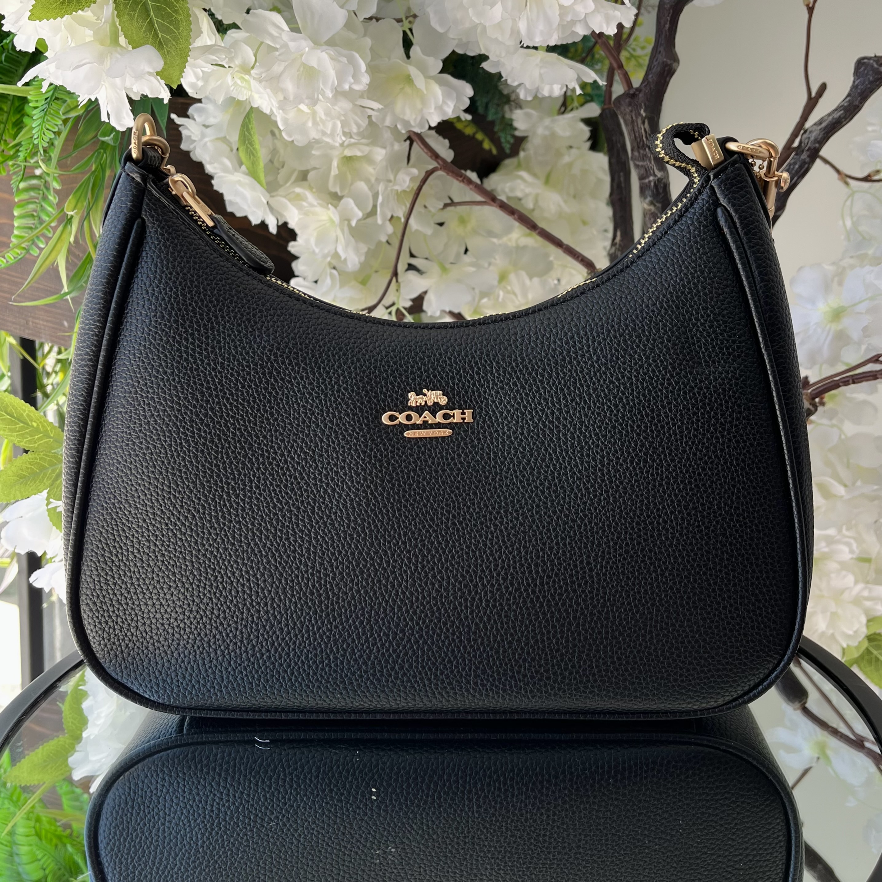 COACH-105